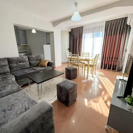 Scanderbeg Square 2br Tirana