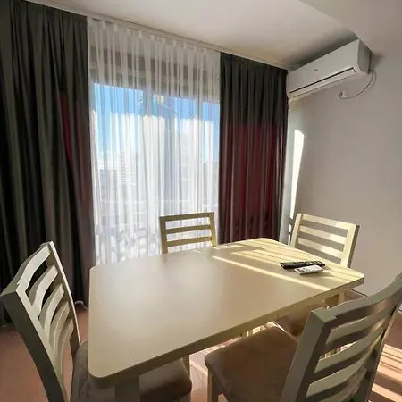 Apartment Scanderbeg Square 2br Tirana