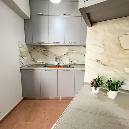 Scanderbeg Square 2br