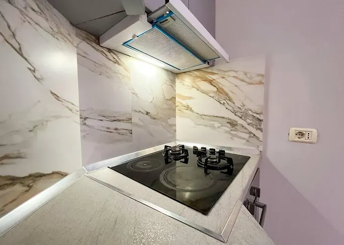 Scanderbeg Square 2br